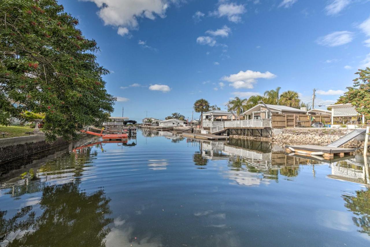 Serene Hudson Home On Canal With Direct Gulf Access Exterior photo